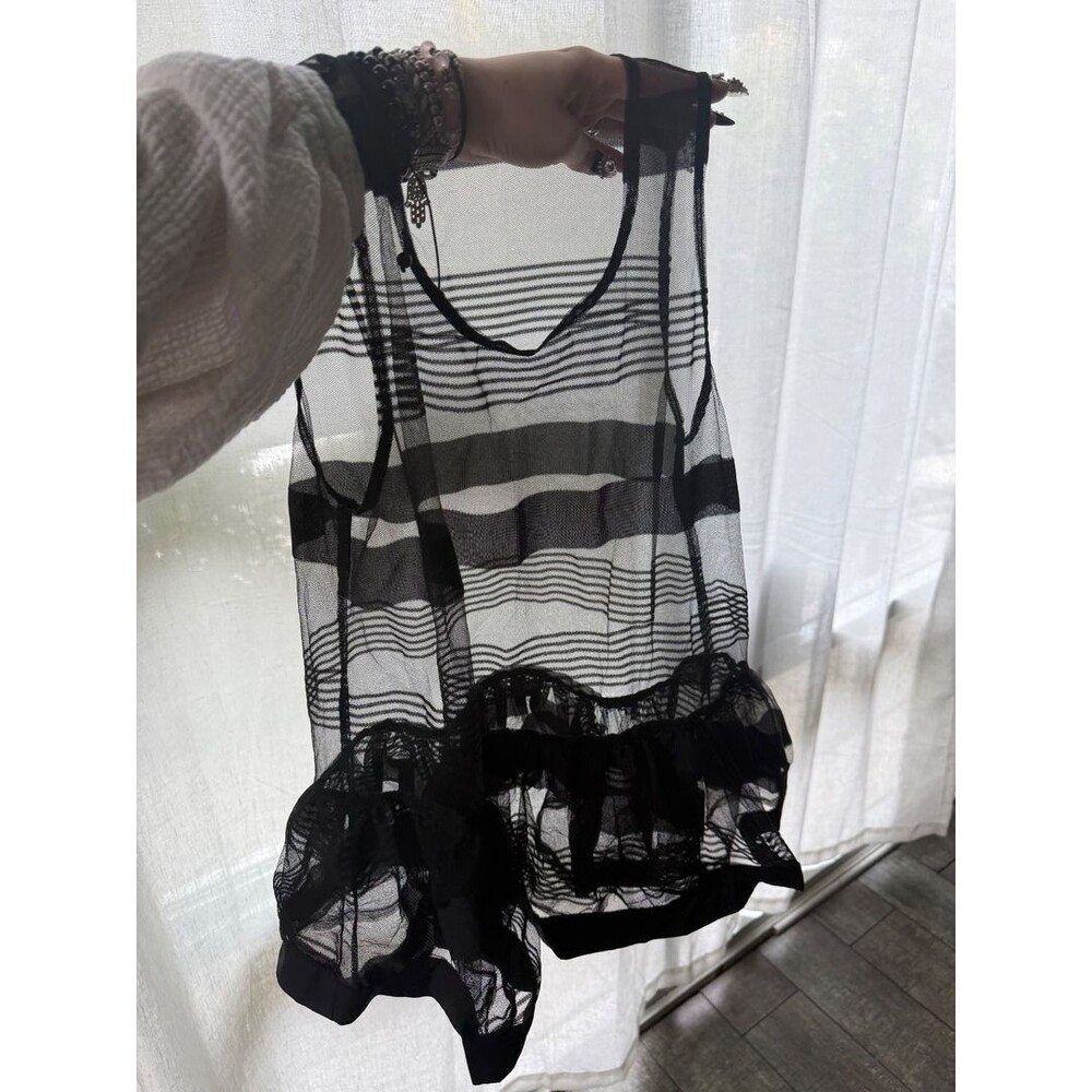 Unbranded Women's Black Top